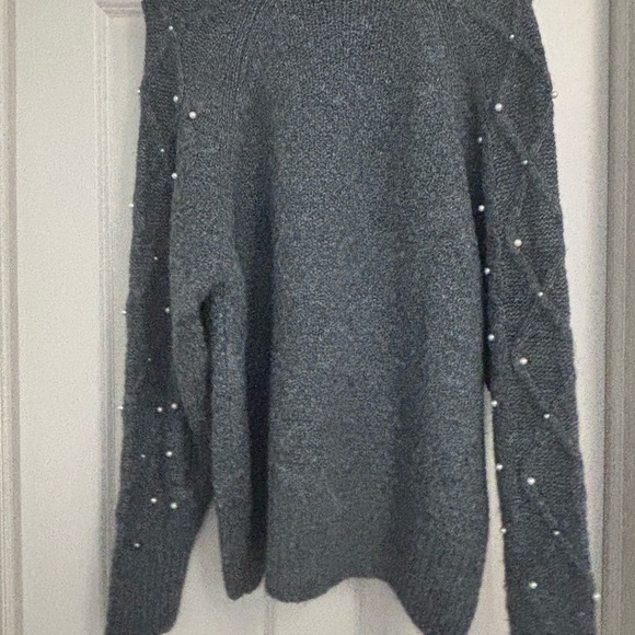 Pearl Gray Sweater with Embellishments - Picture 4 of 7